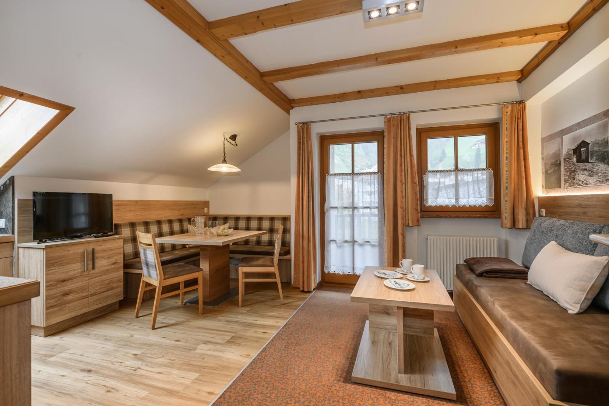 Ferienhaus Birgit - Inklusive Eintritt Alpentherme Bad Hofgastein Exterior foto