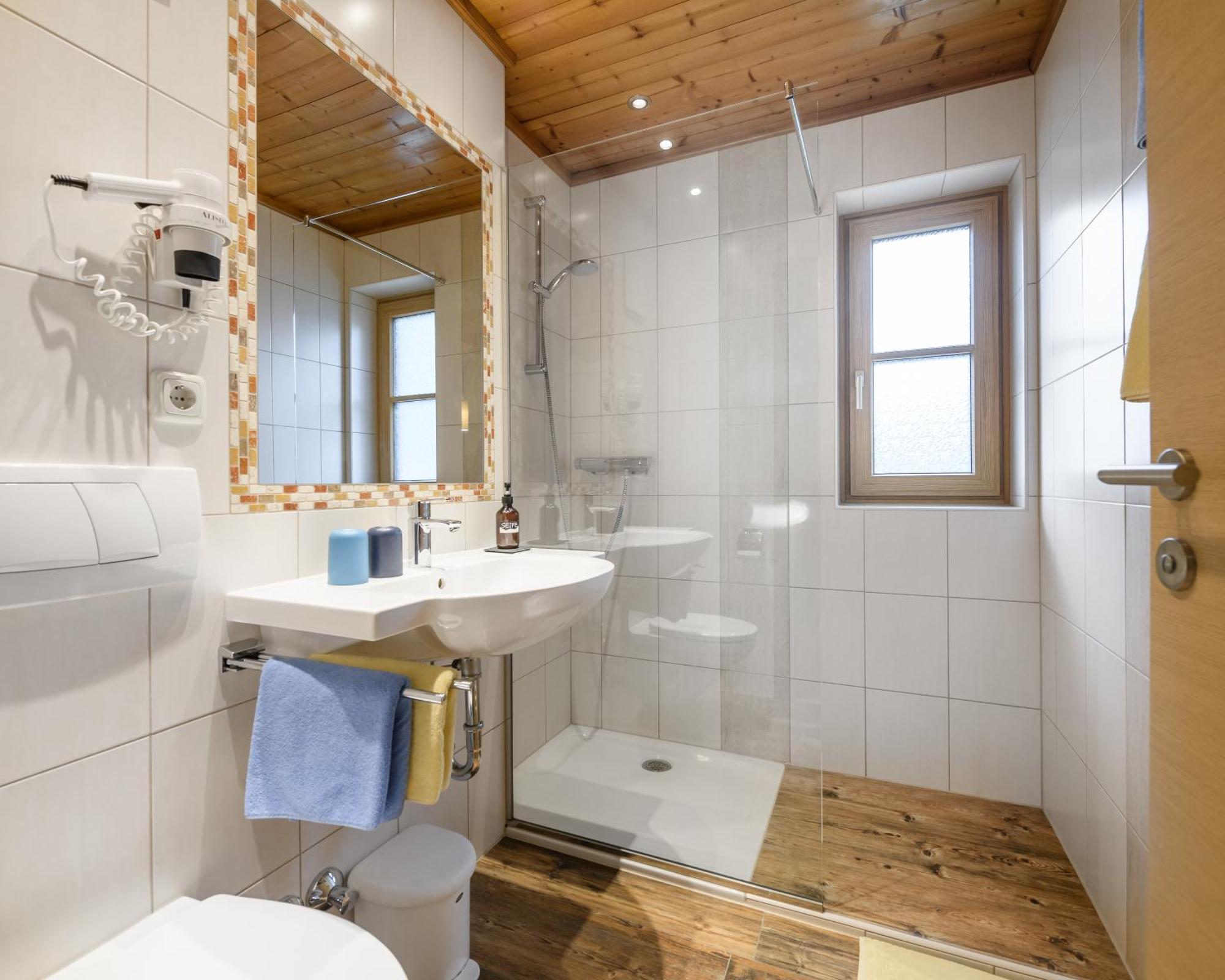 Ferienhaus Birgit - Inklusive Eintritt Alpentherme Bad Hofgastein Exterior foto