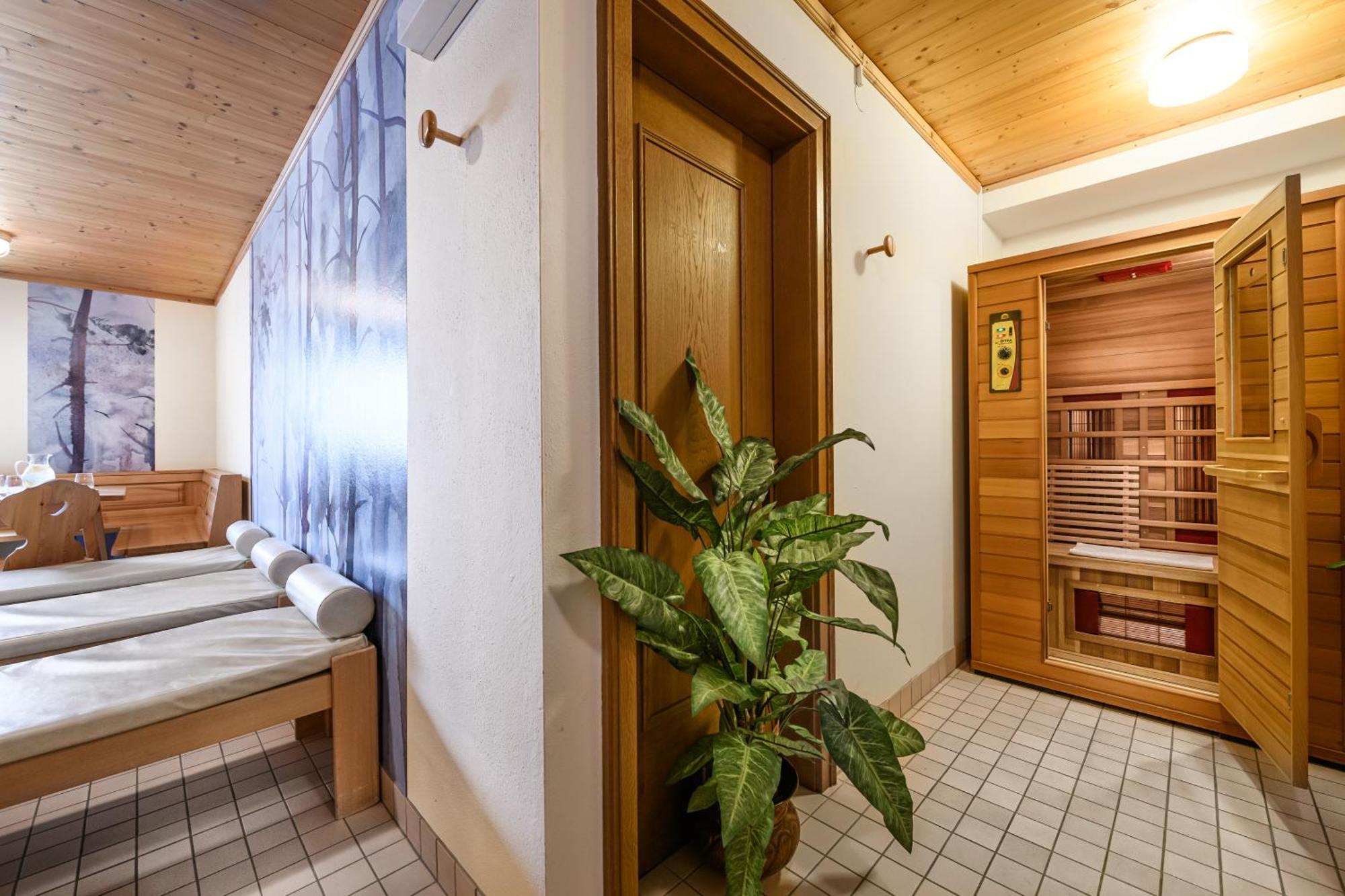 Ferienhaus Birgit - Inklusive Eintritt Alpentherme Bad Hofgastein Exterior foto